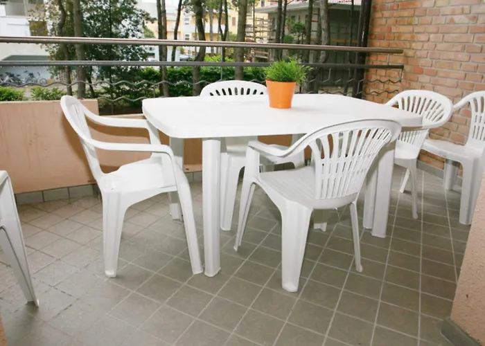 Embrace The Sea Breeze In * Bibione